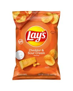 Lay's Classic Cheddar & Sour Cream Potato Chips 6.5oz